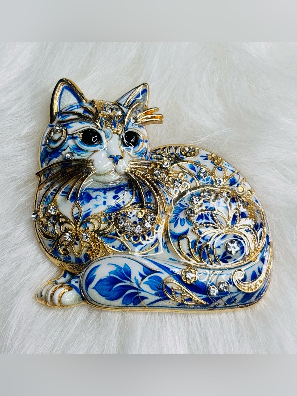 Blue & White Cat Brooch Rhinestone Gold Tone Floral Enamel Statement Pin